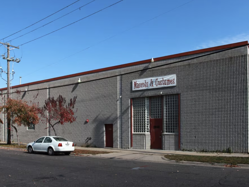 Oakland Industrial — 2837 Oakland Ave, Minneapolis, MN 55407